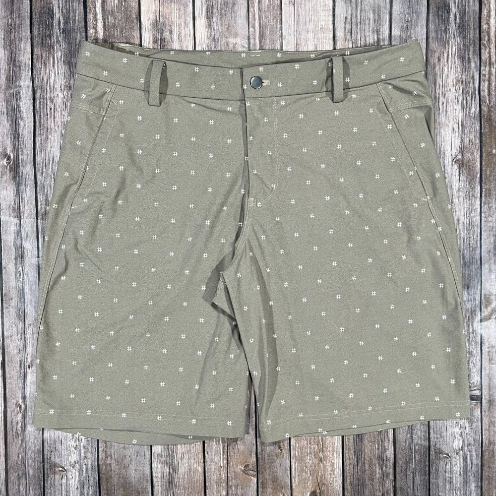 Lululemon ABC Commission Performance Stretch Shorts 38x10 Mens Khaki Print